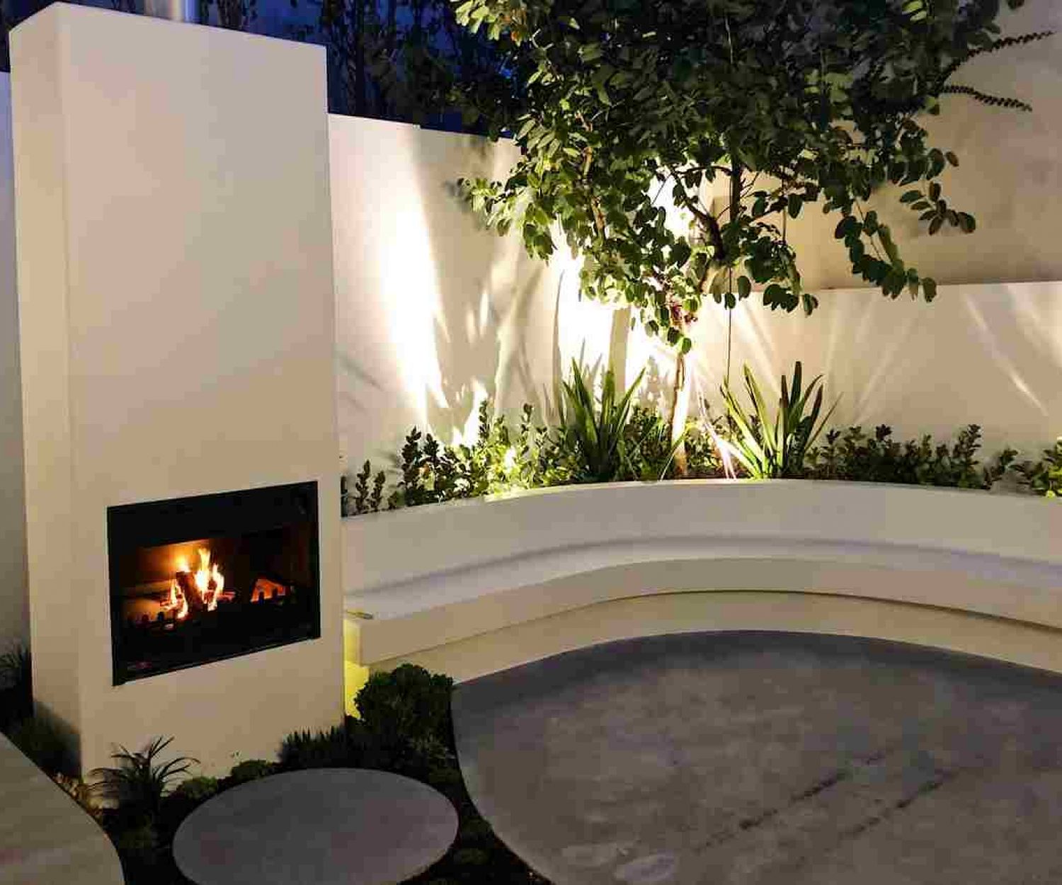 Thiết kế không gian cảnh quan khu dân cư tiện nghi, thoải mái.