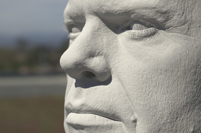 V-Ray Next: Displacement 2 subdiv; V-Ray Mtls 423.61MB; Geo 932.50MB