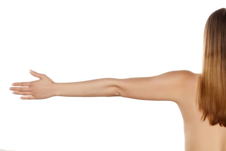 Cách sử dụng tài liệu tham khảo để cải thiện tác phẩm 3D với Daz3D 4